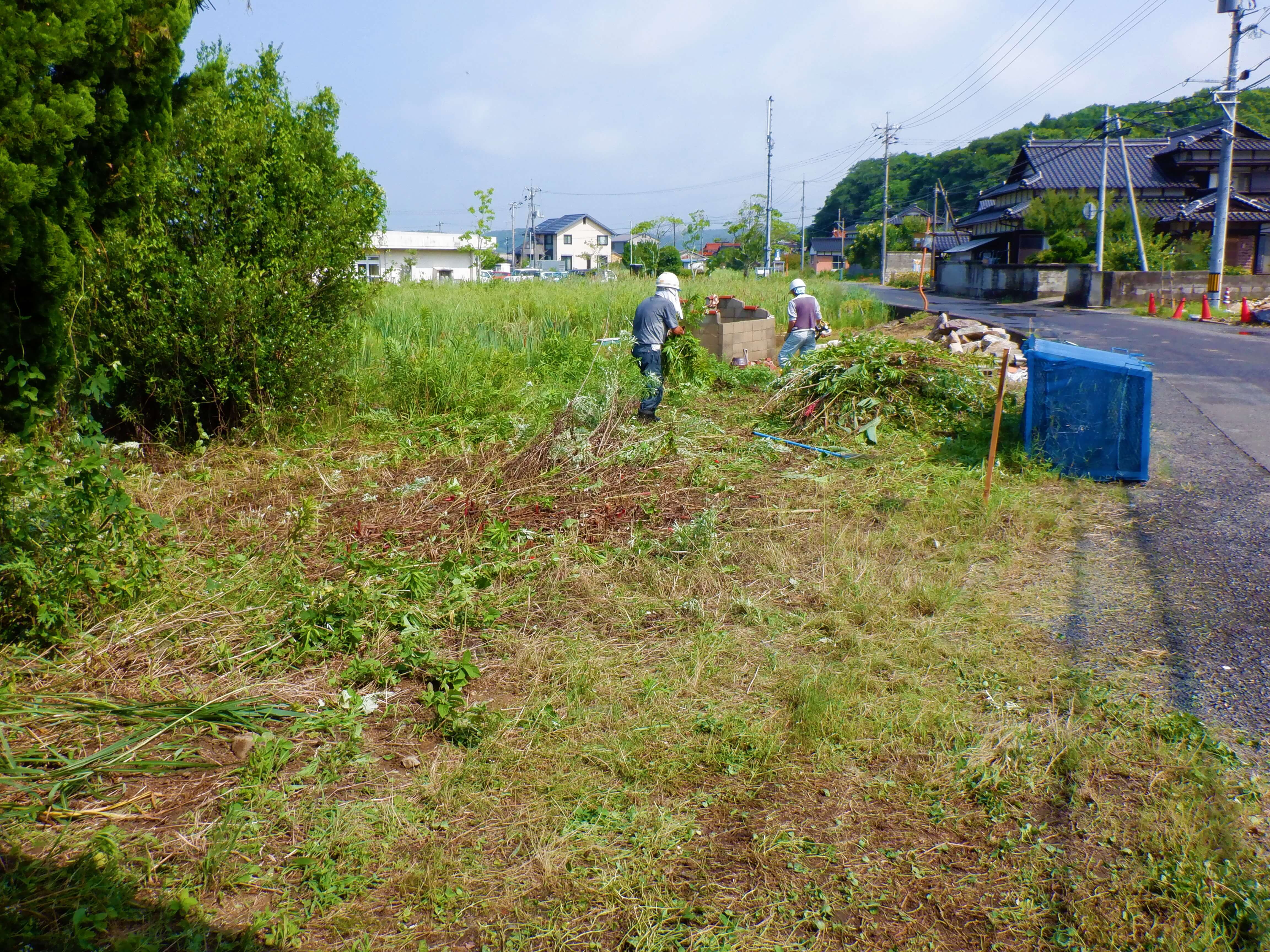 草刈り作業